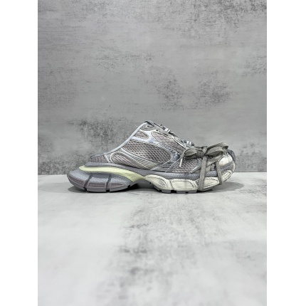 Balenciaga Sneakers For Men in 184555