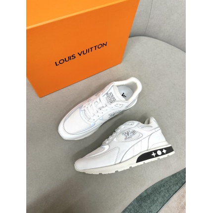 Top quality Louis Vuitton Trainer Sneakers in 184578