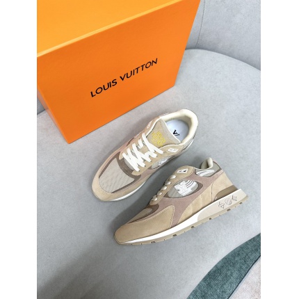 Top quality Louis Vuitton Trainer Sneakers in 184581