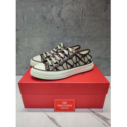 Valentino Sneakers For Women in 184589