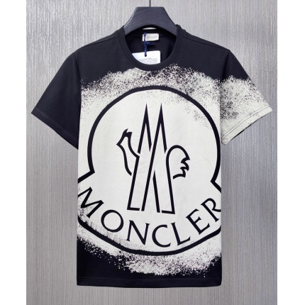 Moncle T-Shirts in 184800