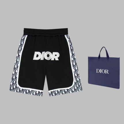 Dior Short Pants For Men in 185111