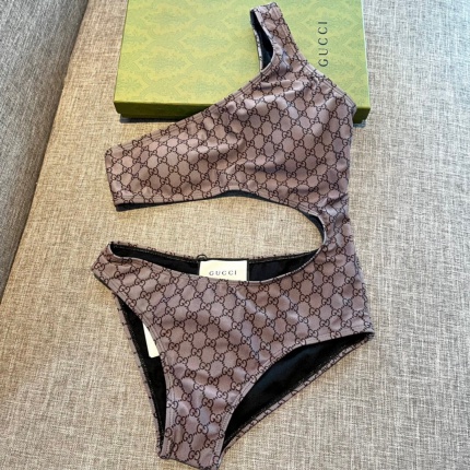 GUCCI Bikini in 185251