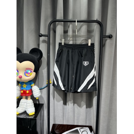 Balenciaga Pants in 185280