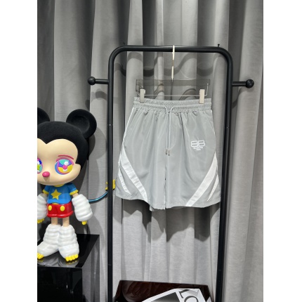 Balenciaga Pants in 185282