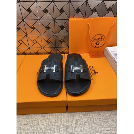 Hermes Slippers For Men in 185587