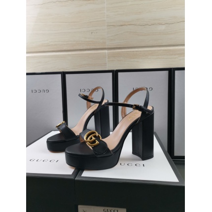 Gucci Sandals And Pumps For Women in 186067