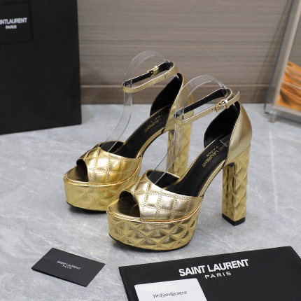YSL Sandals For Women in 186125