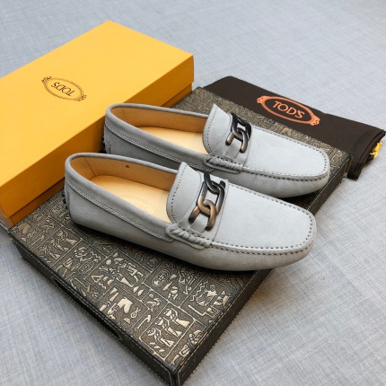 Tods Leather Loafers For Men in 186366