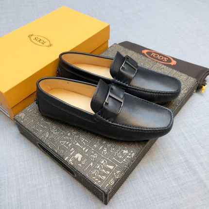 Tods Leather Loafers For Men in 186367