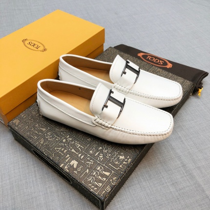 Tods Leather Loafers For Men in 186369