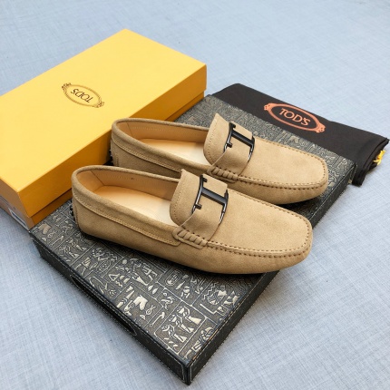 Tods Leather Loafers For Men in 186375