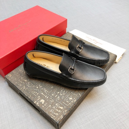 Ferragamo Loafers and Drivers For Men in 186379