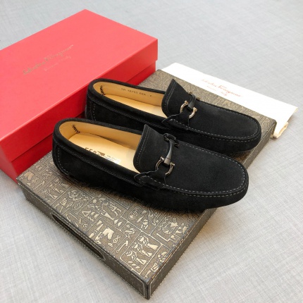 Ferragamo Loafers and Drivers For Men in 186381