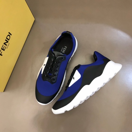 Fendi Sneakers For Men in 186436