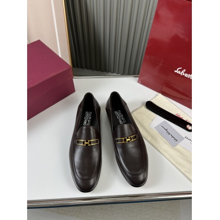Ferragamo Dress Shoes For Men in 186603