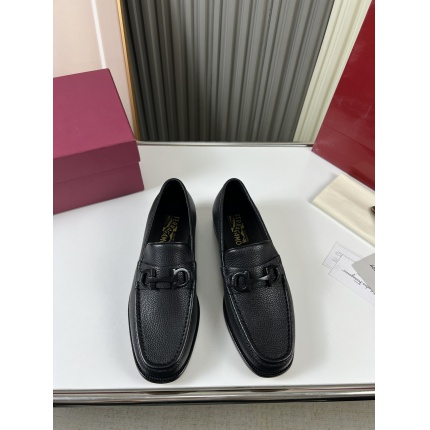 Ferragamo Dress Shoes For Men in 186606