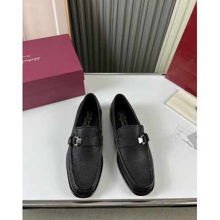 Ferragamo Dress Shoes For Men in 186607