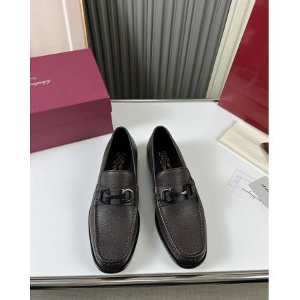 Ferragamo Dress Shoes For Men in 186609