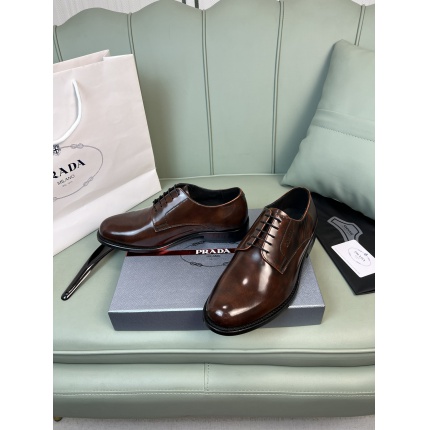 Prada Leather Dress Shoes For Men in 186661