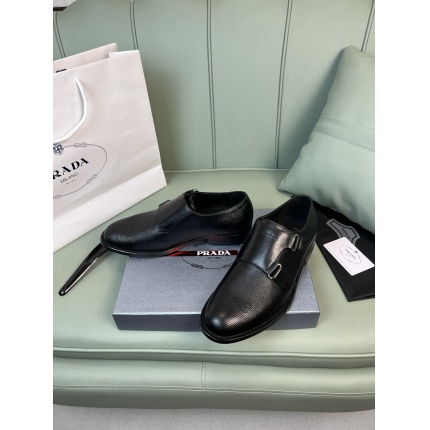 Prada Leather Dress Shoes For Men in 186665