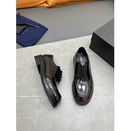 Prada Leather Dress Shoes For Men in 186713