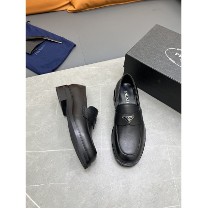 Prada Leather Dress Shoes For Men in 186716