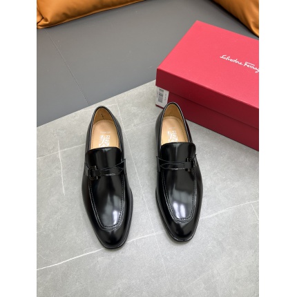 Ferragamo Dress Shoes For Men in 186726