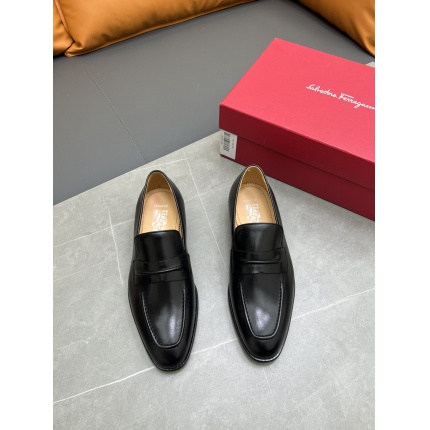 Ferragamo Dress Shoes For Men in 186728