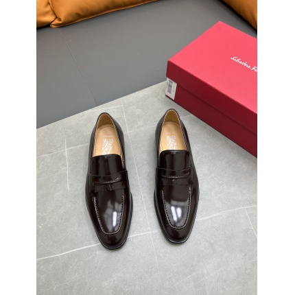 Ferragamo Dress Shoes For Men in 186730