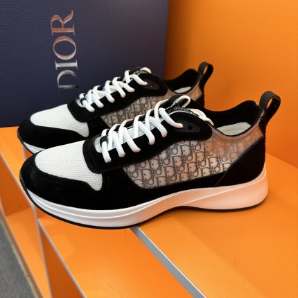 Dior Sneakers in 186897
