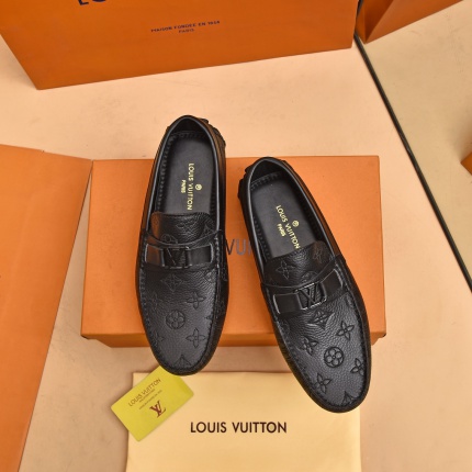 Louis Vuitton Leather Loafers For Men in 187000