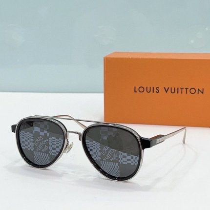 Louis Vuitton AAA Quality Sunglasses in 187087