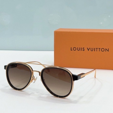 Louis Vuitton AAA Quality Sunglasses in 187088