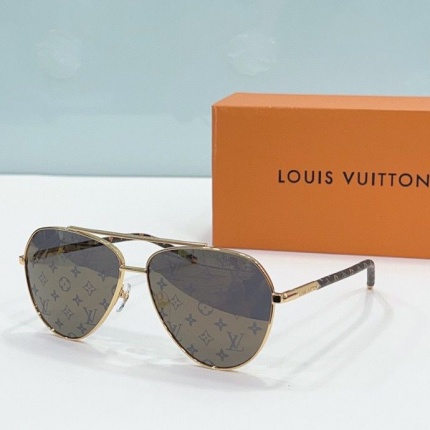 Louis Vuitton AAA Quality Sunglasses in 187103