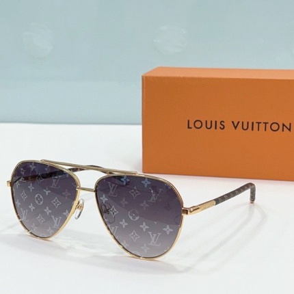 Louis Vuitton AAA Quality Sunglasses in 187107