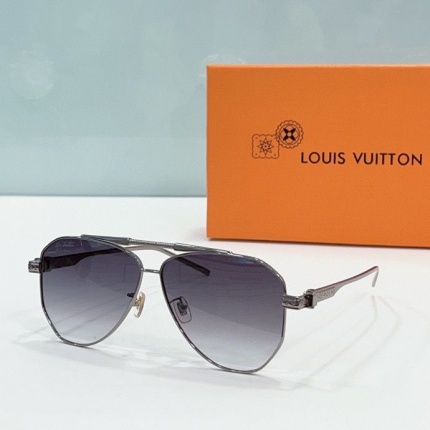 Louis Vuitton AAA Quality Sunglasses in 187140