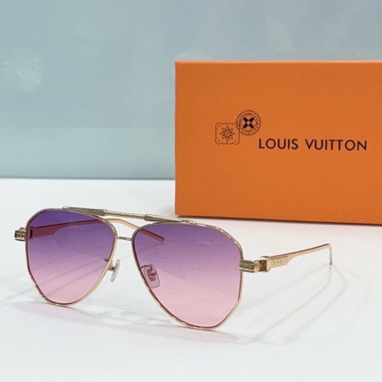 Louis Vuitton AAA Quality Sunglasses in 187141