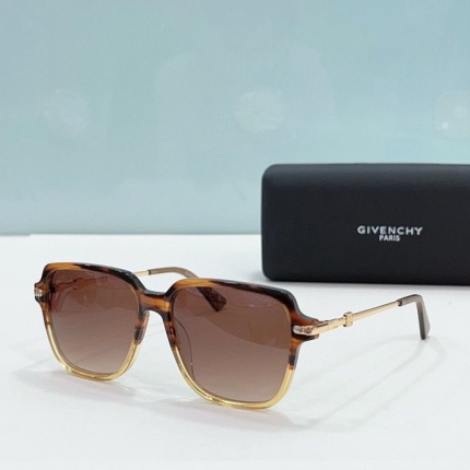 Givenchy AAA Quality Glasses in 187426