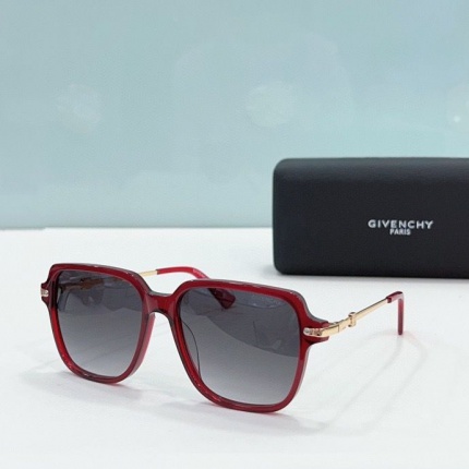 Givenchy AAA Quality Glasses in 187427