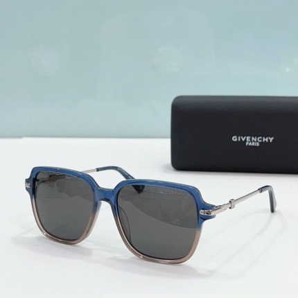 Givenchy AAA Quality Glasses in 187431