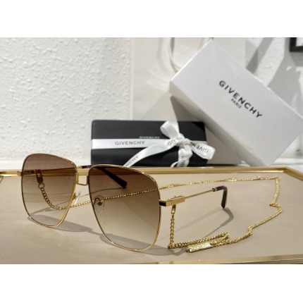 Givenchy AAA Quality Glasses in 187436