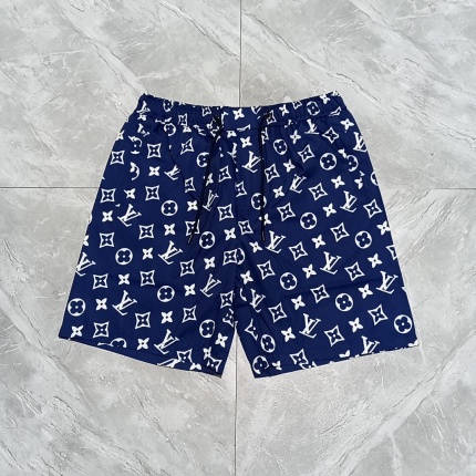 Louis Vuitton Short Pants For Men in 188255