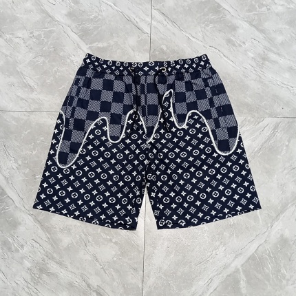 Louis Vuitton Short Pants For Men in 188257