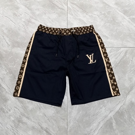 Louis Vuitton Short Pants For Men in 188266