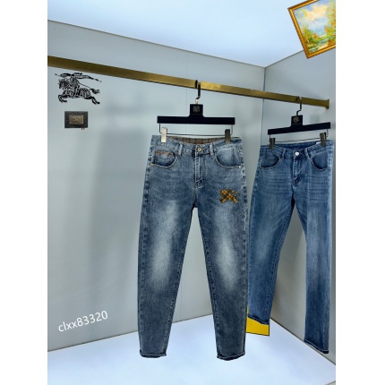 Burberry Jeans for Men in 188657