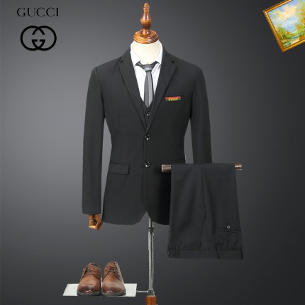 New Arrivals Gucci Suits For Men in 189081