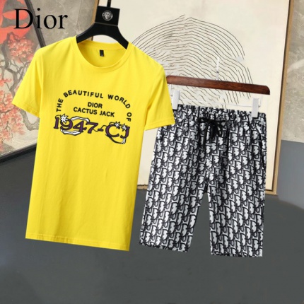Dior Tracksuits for Men in 189267