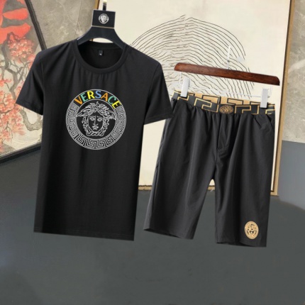 Versace Short Tracksuits For Men in 189292