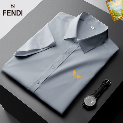 Fendi Short-Sleeved Shirts in 189388